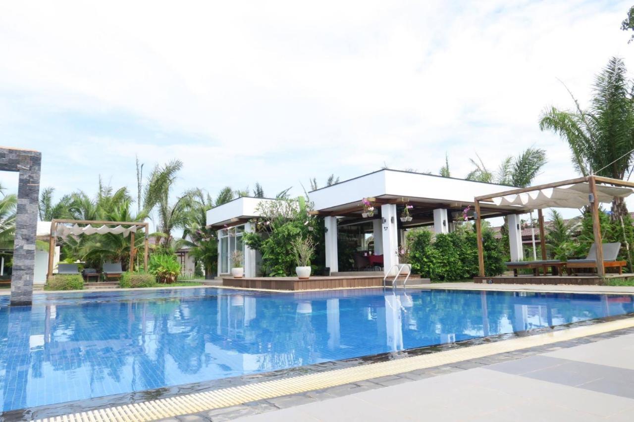 Twin Palms Resort Sihanoukville Luaran gambar
