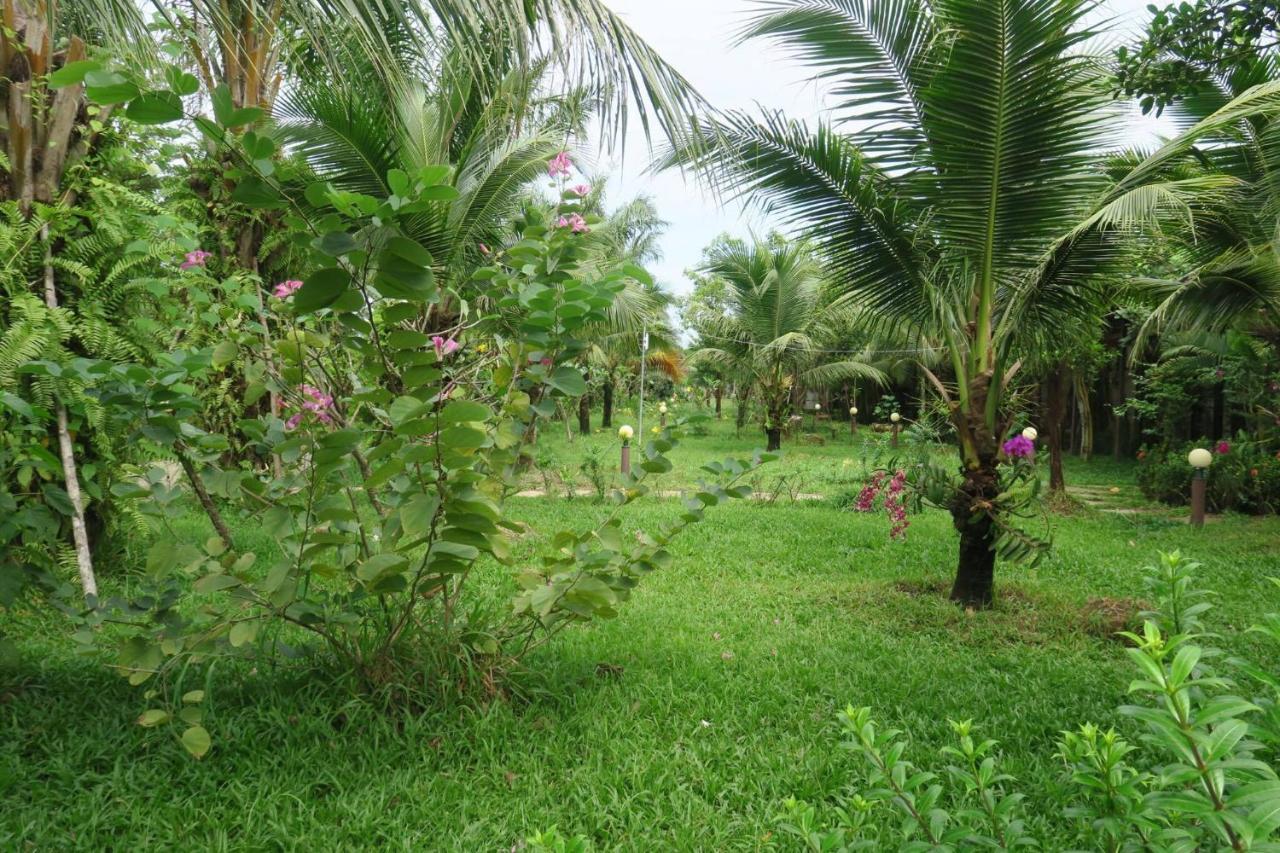 Twin Palms Resort Sihanoukville Luaran gambar