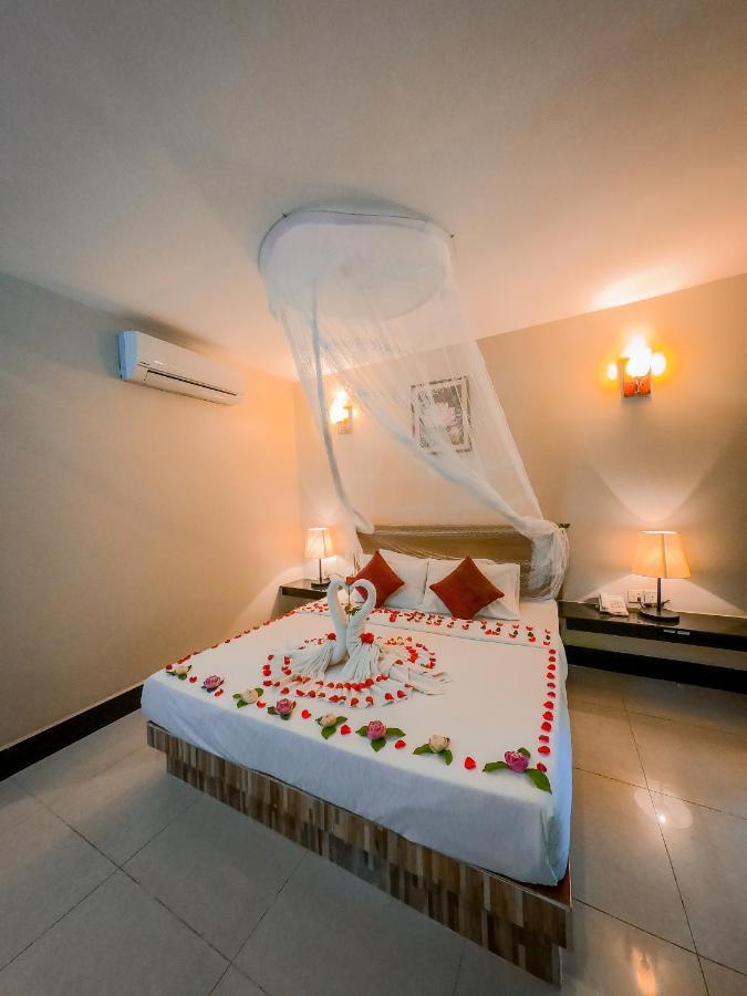 Twin Palms Resort Sihanoukville Luaran gambar